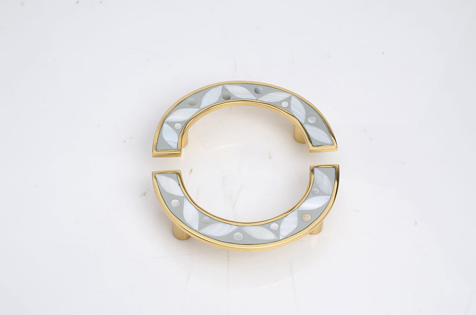 Pearl Vine Ring Pull
