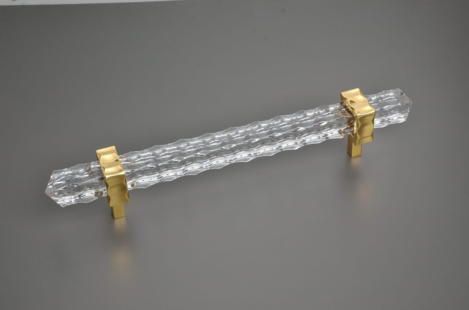 Faceted Crystal Bridge Handle