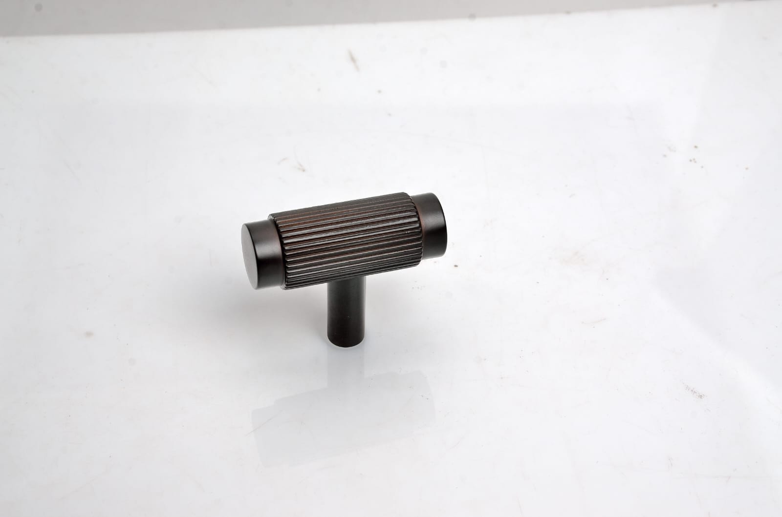 Reeded T-Bar Knob